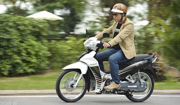 Lựa chọn xe máy tiết kiệm xăng