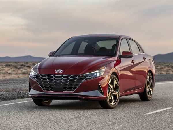 Đánh giá Elantra 2020 về thiết kế, động cơ, vận hành